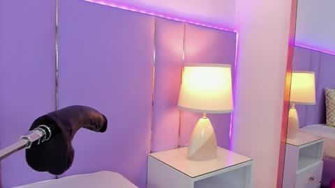 Sophy online show from 11.28.25