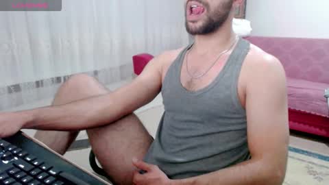 Snapshot of sorrymybadd chatting on 10.29.25 luis online show from 10.29.25