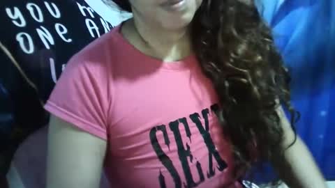 Snapshot of sosexyandhotlatin46 chatting on 01.19.25 sosexyandhotlatin46 online show from 01.19.25