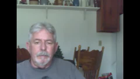 Snapshot of sounman chatting on 03.10.25 sounman online show from 03.10.25