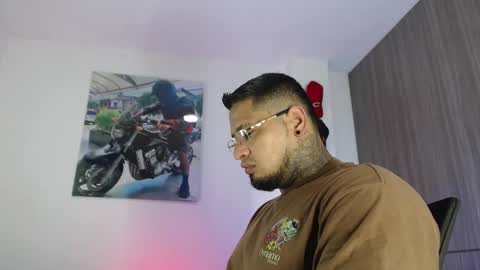 soy_apolo online show from 10.25.25