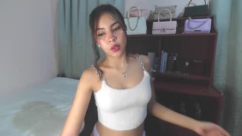 Miauhg online show from 01.24.25