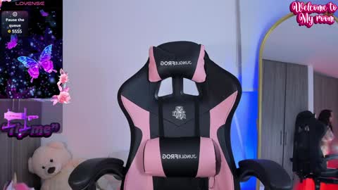 Snapshot of soy_sheila chatting on 01.16.25 sheila smitt online show from 01.16.25