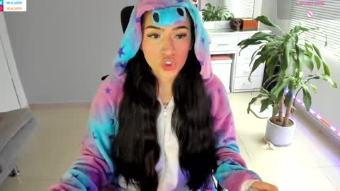 Luisa    online show from 01.06.25