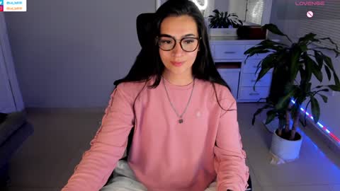 Luisa    online show from 01.13.25