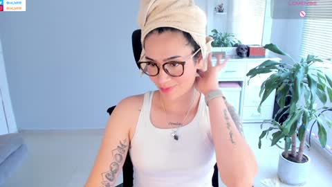 Luisa    online show from 01.20.25