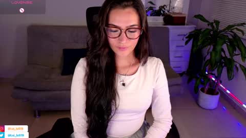 Luisa    online show from 02.19.25