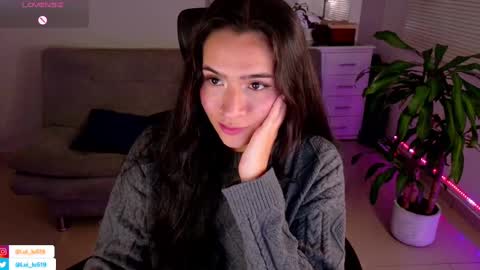 Luisa    online show from 02.22.25