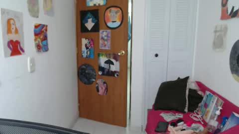 Nana Bela  online show from 11.09.25