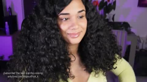 Snapshot of soytropicalfruit chatting on 10.08.25 You want to talk to me more personal follow me in My Channel VIP 50 the discount online show from 10.08.25