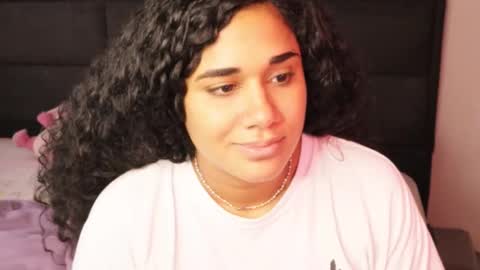 Snapshot of soytropicalfruit chatting on 02.04.26 You want to talk to me more personal follow me in My Channel VIP 50 the discount online show from 02.04.26