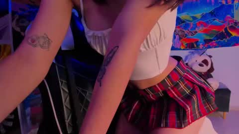 Val online show from 02.18.25