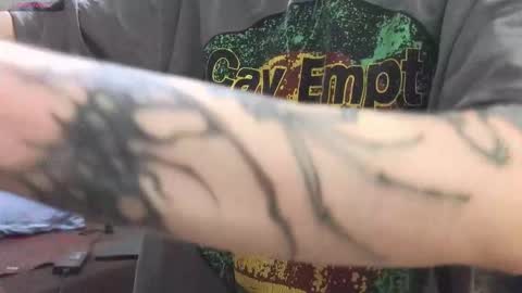 Snapshot of space_x_roxy chatting on 11.09.25 Roxy online show from 11.09.25