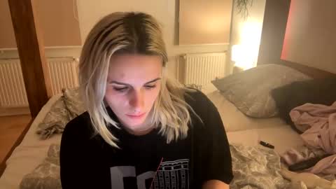 Spacegirl online show from 12.19.24