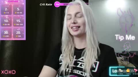 Snapshot of spacemarsi chatting on 11.03.25 spacemarsi online show from 11.03.25