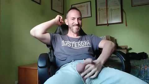 Manu  online show from 10.05.25