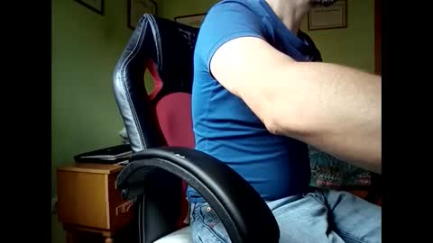 Snapshot of spanishharddick chatting on 05.17.26 Manu online show from 05.17.26
