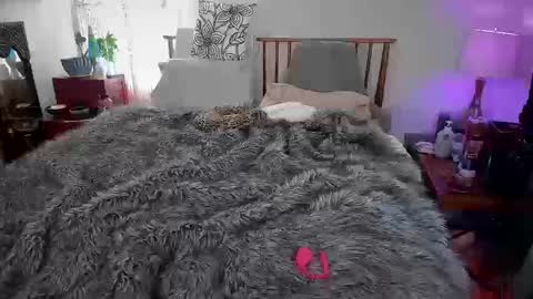 AmberSpanks online show from 10.10.25