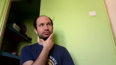 Snapshot of sparei7 chatting on 02.12.26 Snaiky online show from 02.12.26