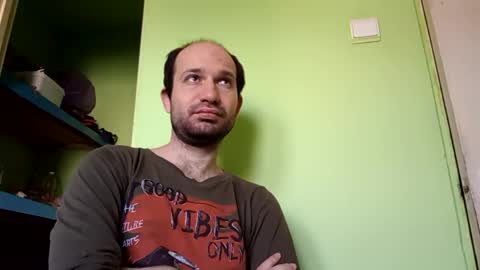 Snapshot of sparei7 chatting on 02.13.26 Snaiky online show from 02.13.26