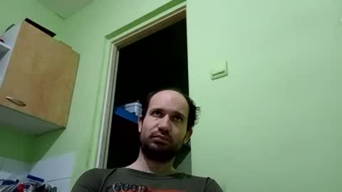 Snapshot of sparei7 chatting on 02.14.26 Snaiky online show from 02.14.26