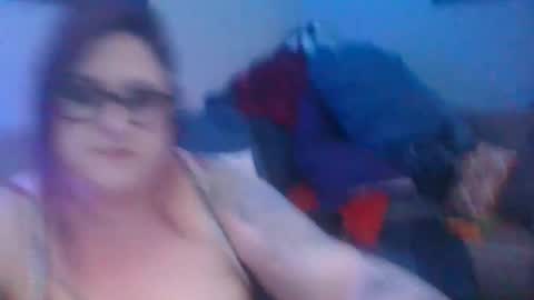 Snapshot of sparklelove69 chatting on 04.22.26 Scottietee online show from 04.22.26