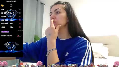 sparkly_eve online show from 03.02.25