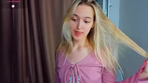 Mary online show from 04.05.26