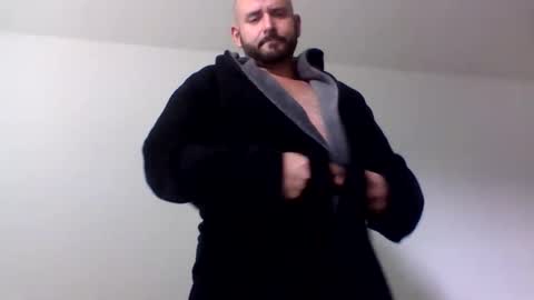 Snapshot of sparrow19909 chatting on 01.31.26 azucar lets vid snap my girl and i are horny online show from 01.31.26