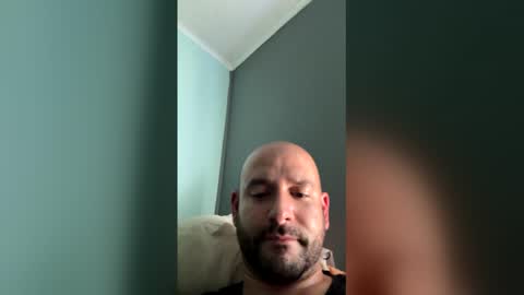 Snapshot of sparrow19909 chatting on 03.07.26 azucar lets vid snap my girl and i are horny online show from 03.07.26