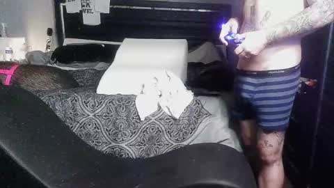 Snapshot of spb69fucker chatting on 12.17.24 ROMEO JULIETXXX online show from 12.17.24
