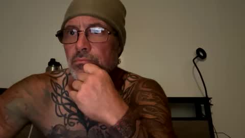 Snapshot of specter1972 chatting on 11.23.25 specter1972 online show from 11.23.25