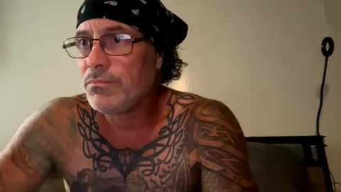 Snapshot of specter1972 chatting on 11.30.25 specter1972 online show from 11.30.25