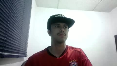 sperm_donor94 online show from 10.20.25