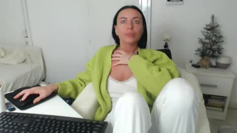 Carla online show from 12.30.24