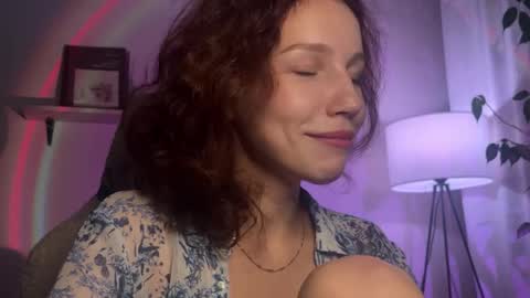 Snapshot of spicy___caramel chatting on 10.11.25 spicy___caramel online show from 10.11.25