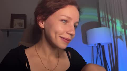 Snapshot of spicy___caramel chatting on 11.03.25 spicy___caramel online show from 11.03.25