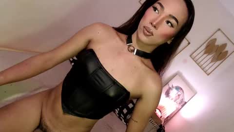Alora online show from 02.09.25