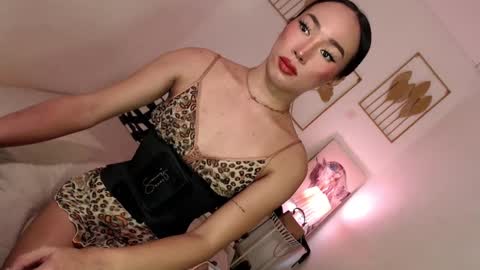 Alora online show from 02.18.25