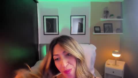 Sara online show from 02.23.25
