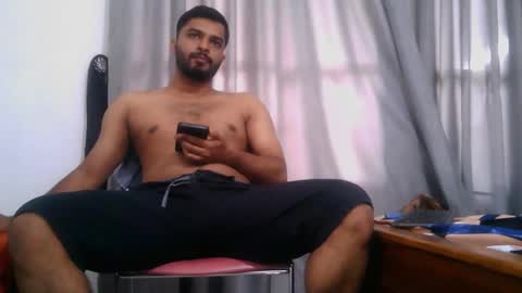 Snapshot of spicybuoy chatting on 11.11.25 spicybuoy online show from 11.11.25