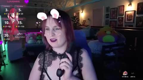 Snapshot of spicyhotjuicypickles chatting on 10.22.25 spicypickles online show from 10.22.25