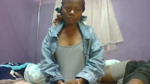 Snapshot of spicyit2 chatting on 10.27.25 Ebony Spicy online show from 10.27.25