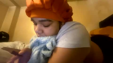 spicymami29 online show from 10.05.25