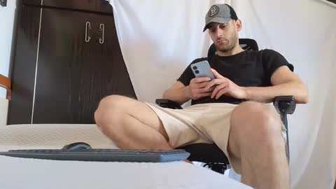 Snapshot of spider_0090 chatting on 10.01.25 Marco. When Im offline you can view premium content in bio online show from 10.01.25