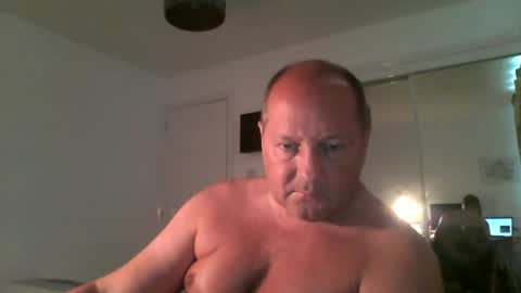 Snapshot of spidey1051a chatting on 06.12.26 spidey1051a online show from 06.12.26