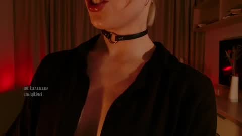 Snapshot of spiklencii chatting on 12.21.24 Elizabeth online show from 12.21.24