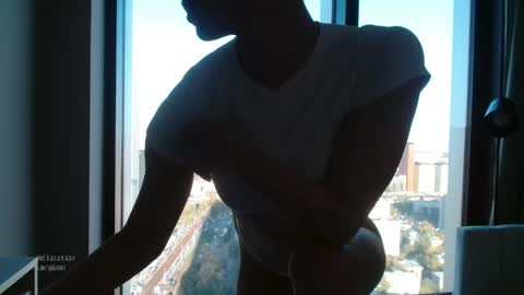 Snapshot of spiklencii chatting on 09.22.25 Elizabeth online show from 09.22.25