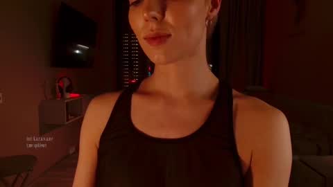 Snapshot of spiklencii chatting on 09.24.25 Elizabeth online show from 09.24.25