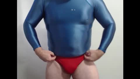 Snapshot of spndxslmr chatting on 04.25.26 musclegrowthfantasy online show from 04.25.26